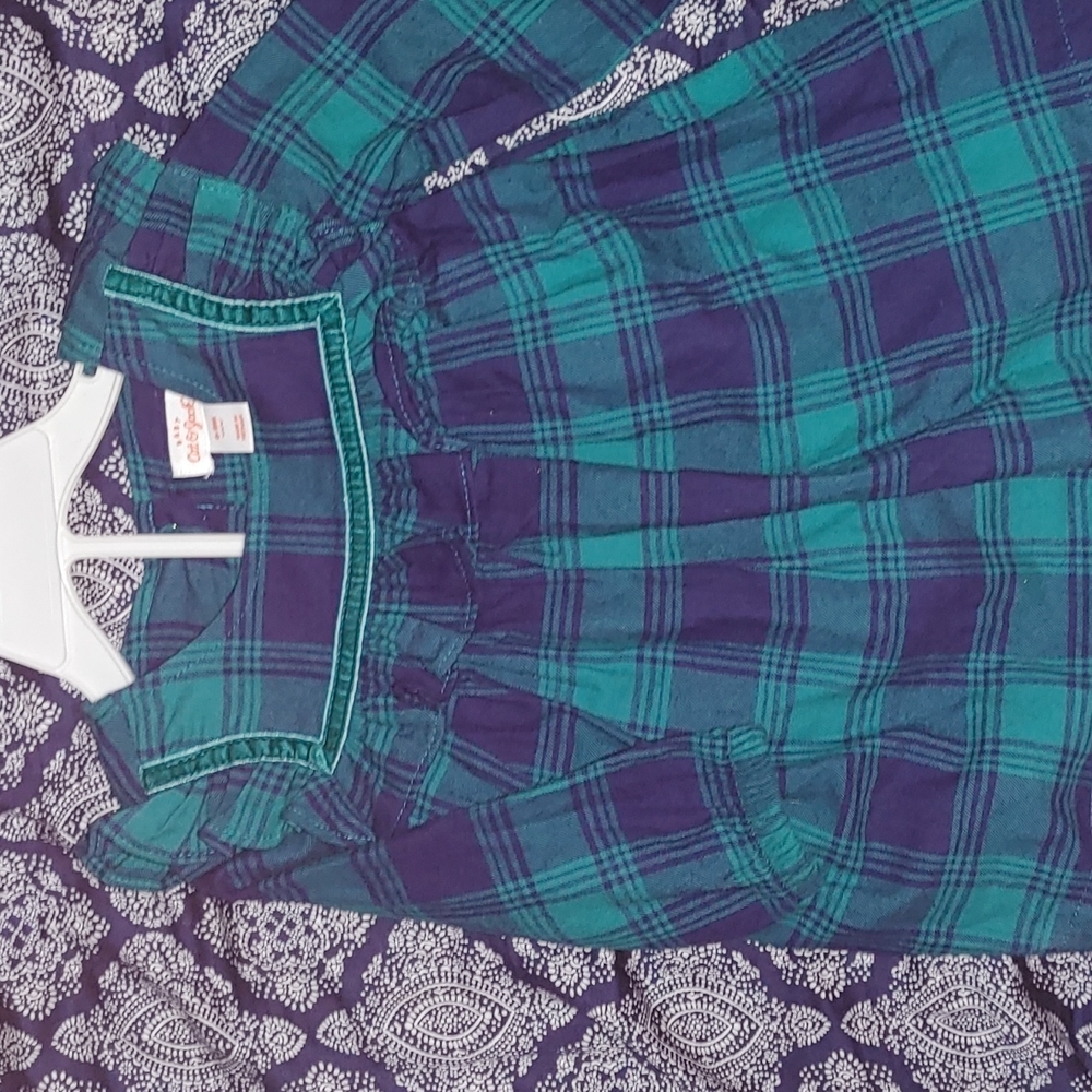 Adorable Green & Navy plaid dress from Cat & Jack size 6-9 mos.